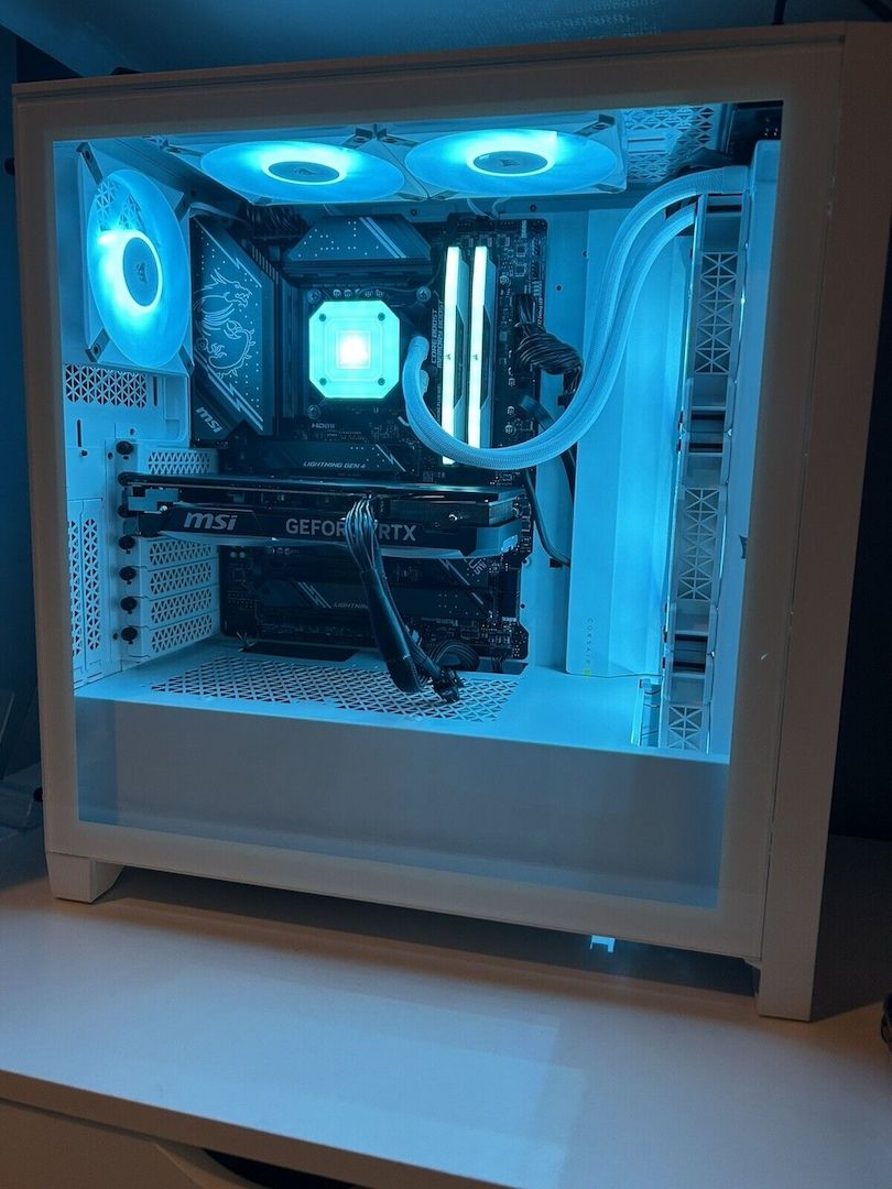 Gaming PC Brandneu 13600K RTX 4070 32GB RAM 4TB