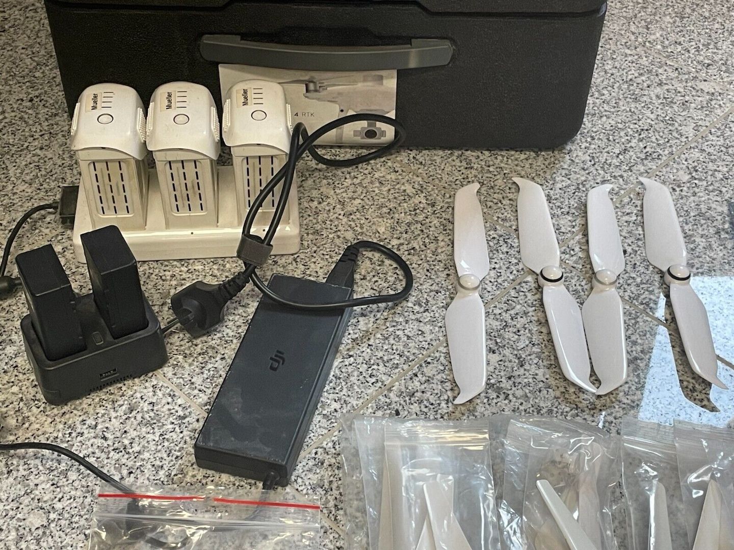 DJI Phantom 4 RTK mit viel Zubehör