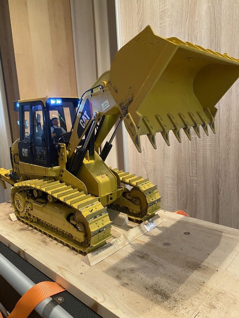 IJDM 1/14 Metall RC Hydraulic Laderaupe Modell JDM 963D