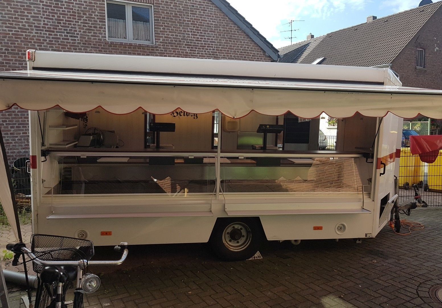 Verkaufsanhänger Kühltheke seico Verkaufswagen