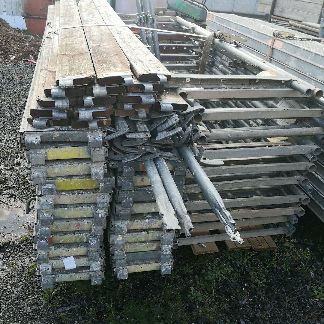 200m² gebrauchtes Gerüst 2,57 und 3,0 m Felder