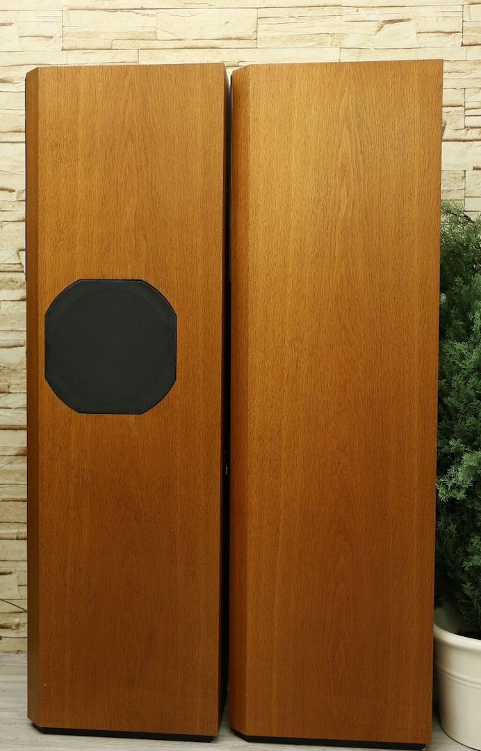 Burmester 949 MK II Speaker with ACTIVE Crossover Certificate Speaker!