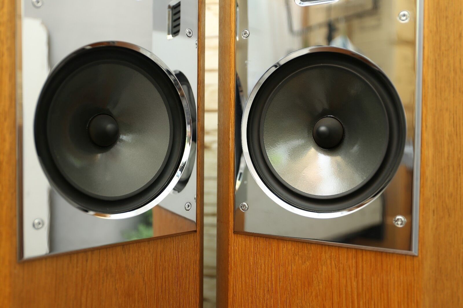 Burmester 949 MK II Speaker with ACTIVE Crossover Certificate Speaker!