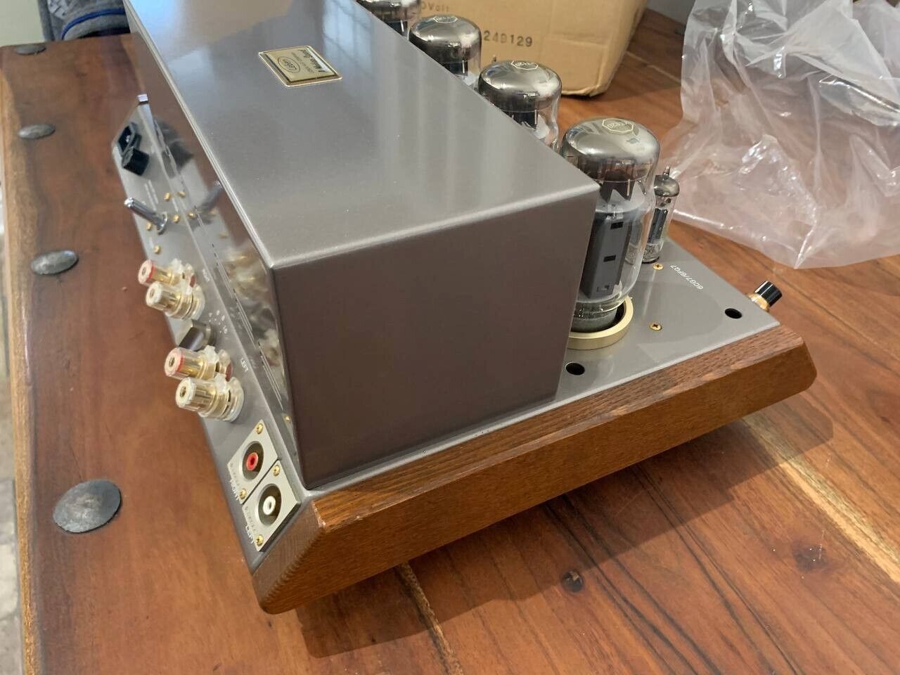 LEBEN CS 1000P Valve Verstärker