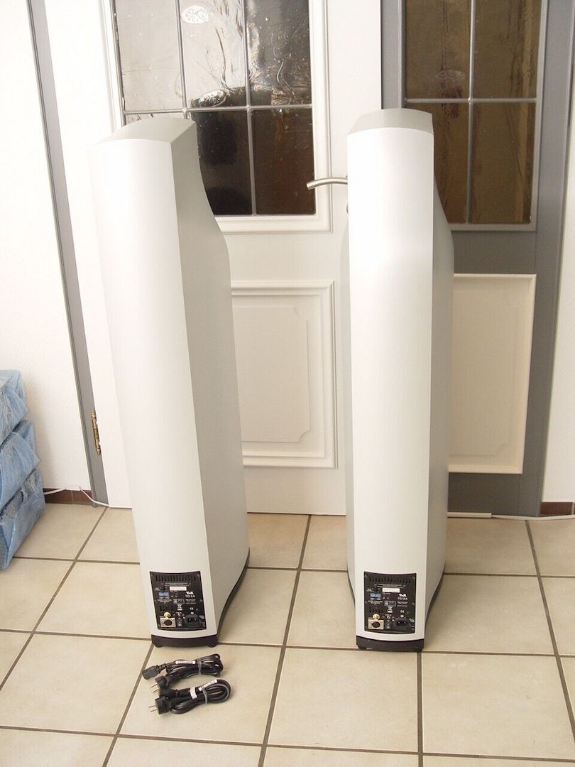 T+A CRITERION TCI 2A - AKTIVE LAUTSPRECHER