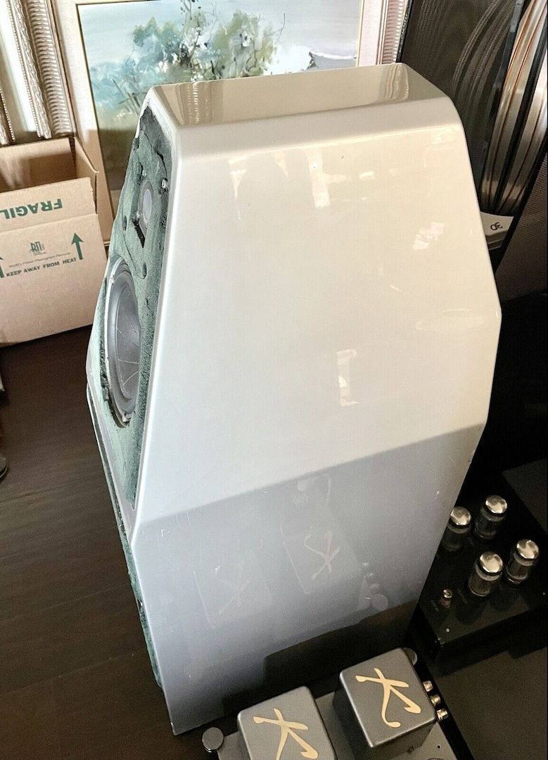 Wilson Audio Sophia 1 – Audiophile 3-Wege-Standlautsprecher in Titanic Grey