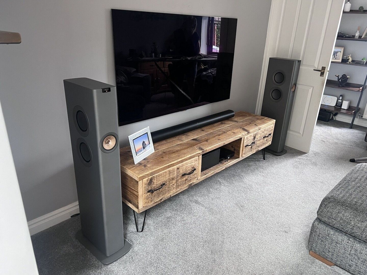 Kef LS60