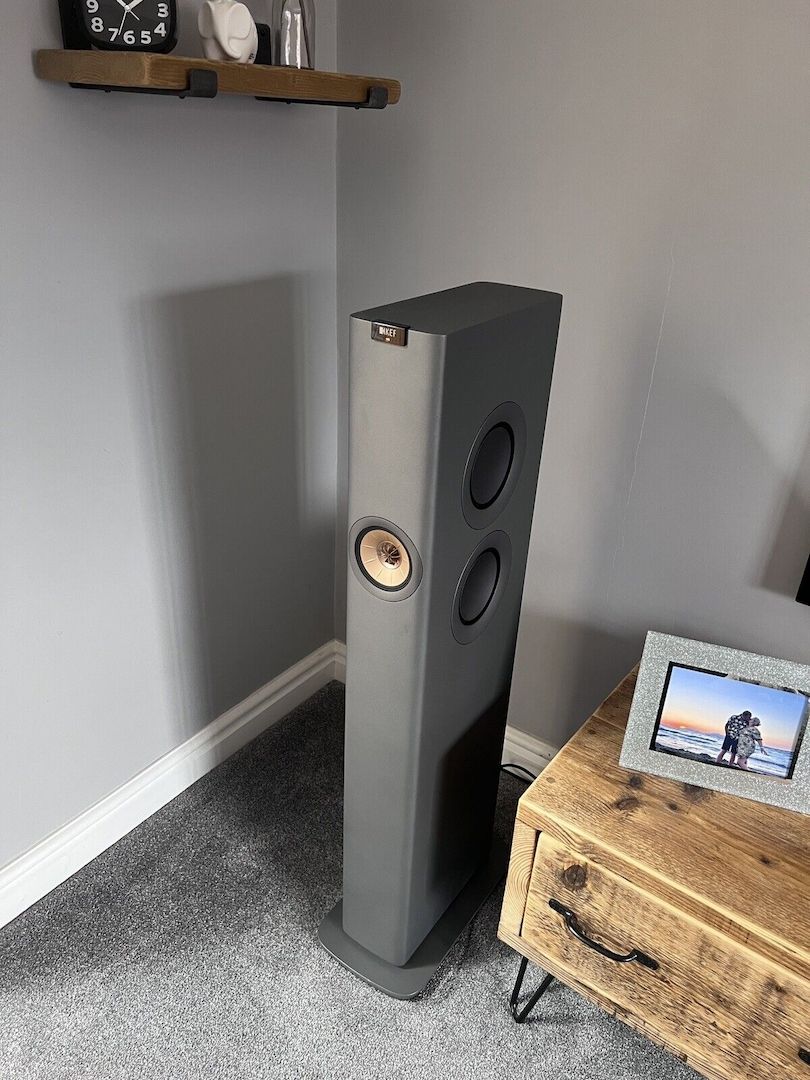 Kef LS60