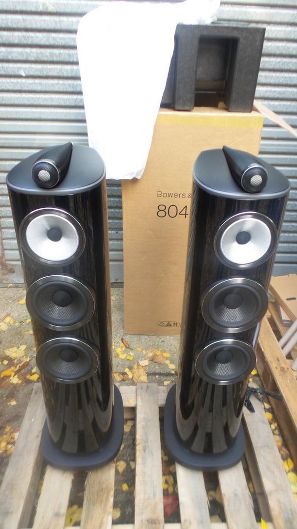 Bowers & Wilkins ( B&W ) 804 D4
