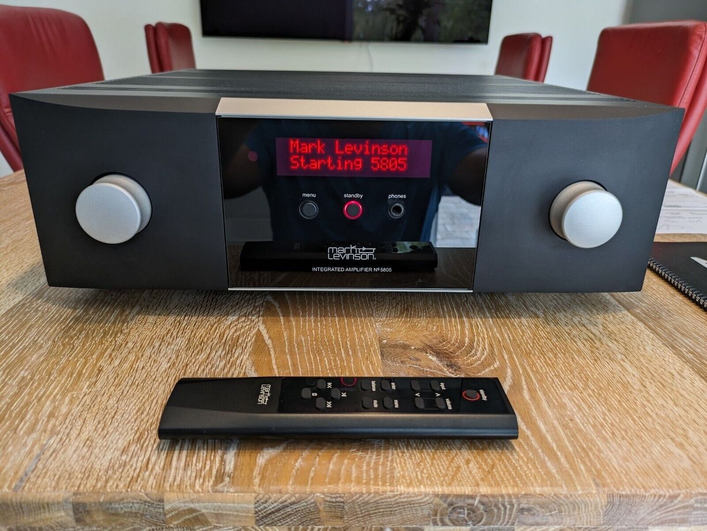 MARK LEVINSON 5805