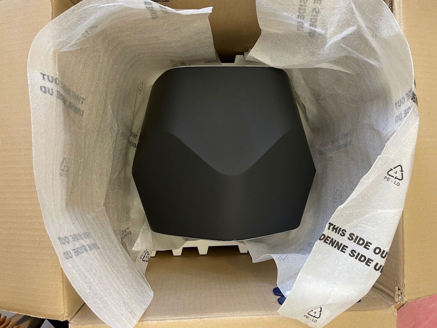 Bang & Olufsen  B & O Beolab 19 Wireless Subwoofer