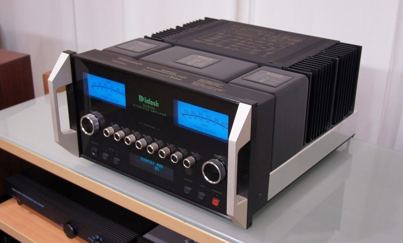 McIntosh MA 8000