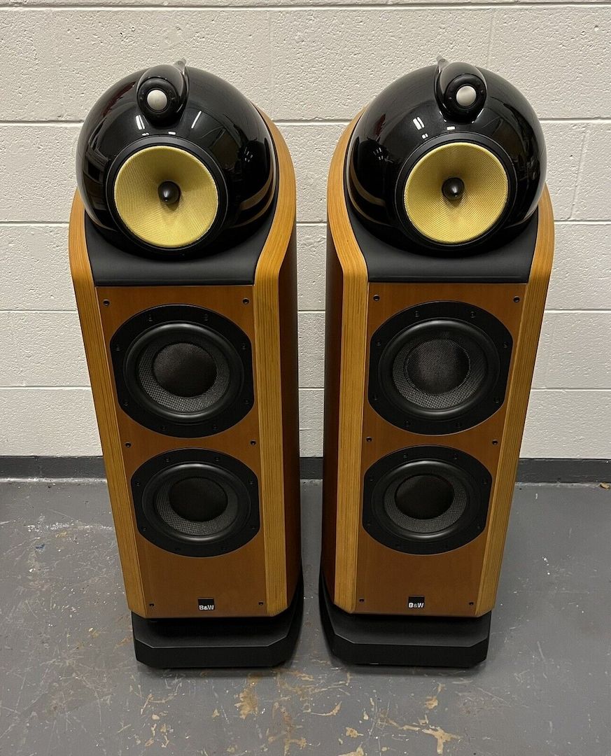 Bowers & Wilkins (B&W) 802D