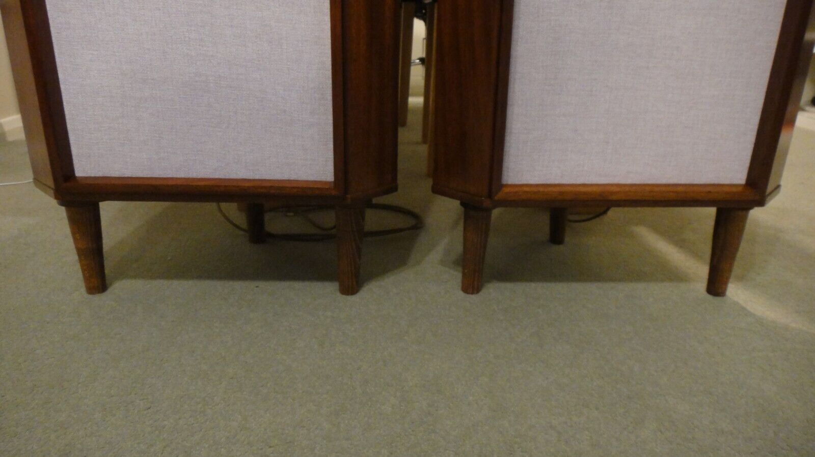 Tannoy Chatsworth 12 Monitor Red