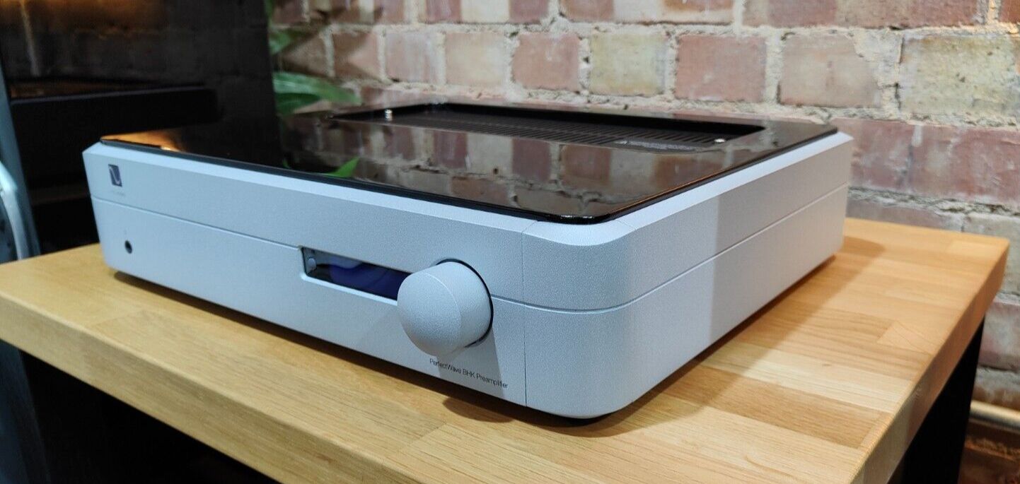 PS AUDIO BHK SIGNATURE VORVERSTÄRKER