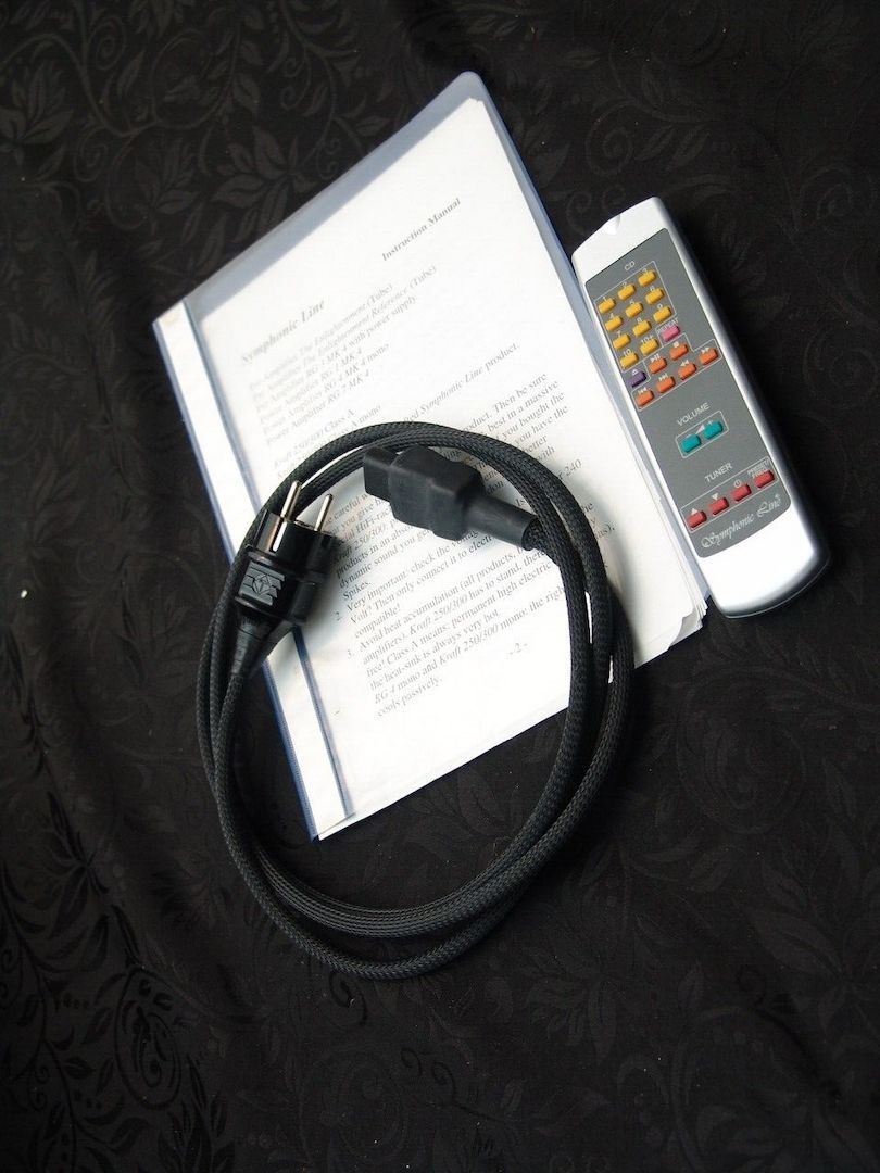 Symphonic Line RG3 MK 5 Stereo-Vorverstärker mit MC-Phono