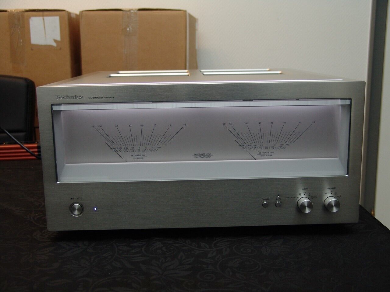 Technics SE-R1 Stereo-Leistungsverstärker