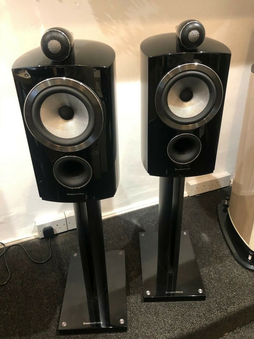 Bowers and Wilkins 805 D3