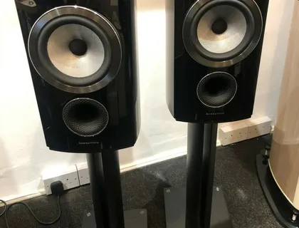 Bowers and Wilkins 805 D3