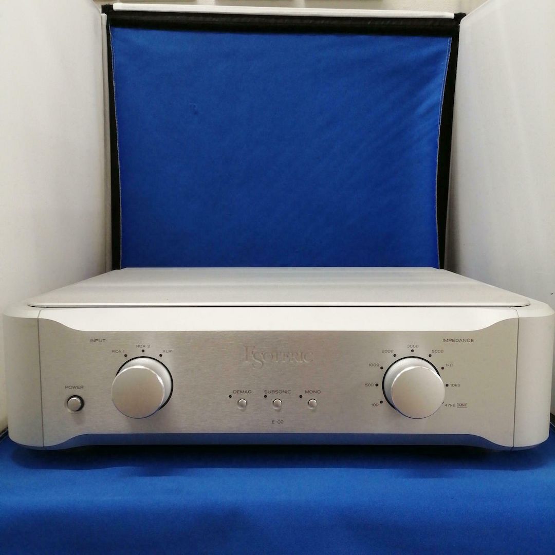 Esoteric E-02 Phono-Equalizer-Verstärker