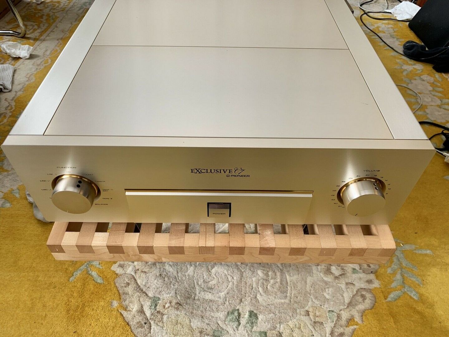 Pioneer EXclusive C7