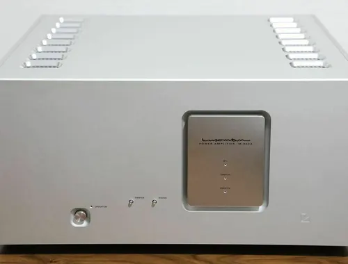 Luxman M-800A