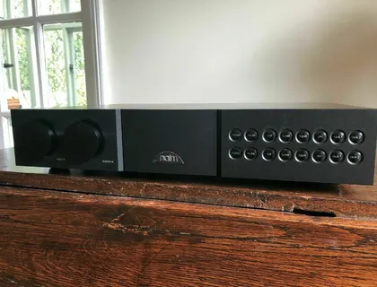 NAIM NAC 552 (NAC 552) VORVERSTÄRKER