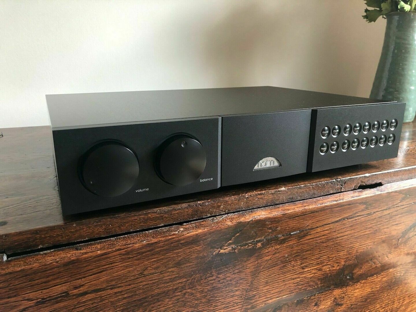 NAIM NAC 552 (NAC 552) VORVERSTÄRKER