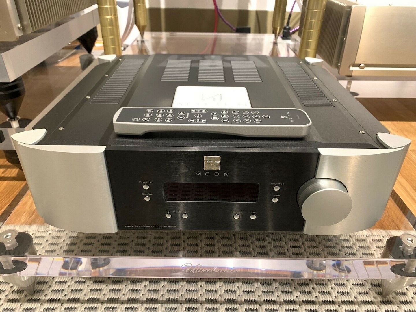 Simaudio Moon 700i V1