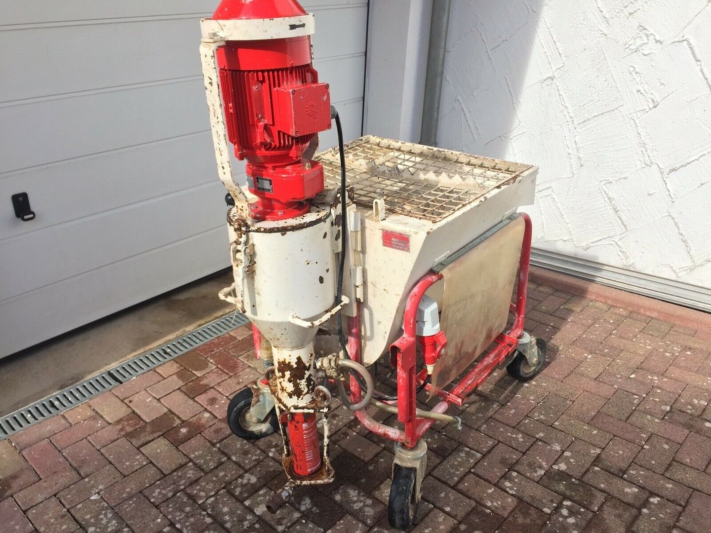 Putzmaschine Fließestrich Verputzmaschine Putzmeister ähn G4 PFT Komplett