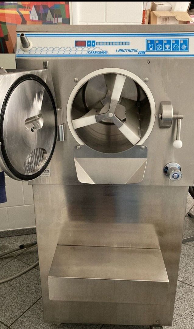 Carpigiani Labotronic 70.100, Eismaschine