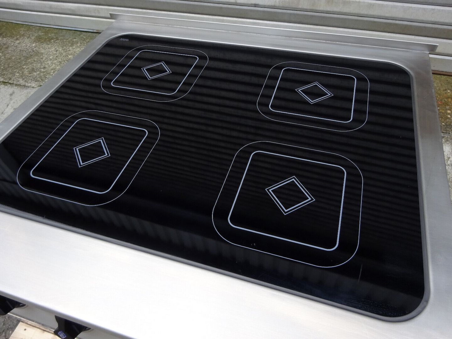 MKN Induktionsherd - Hot Line - mit 4 Kochfeldern - NEU