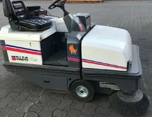 Aufsitzkehrmaschine Dulevo 90 Elite - Elektro - gebraucht