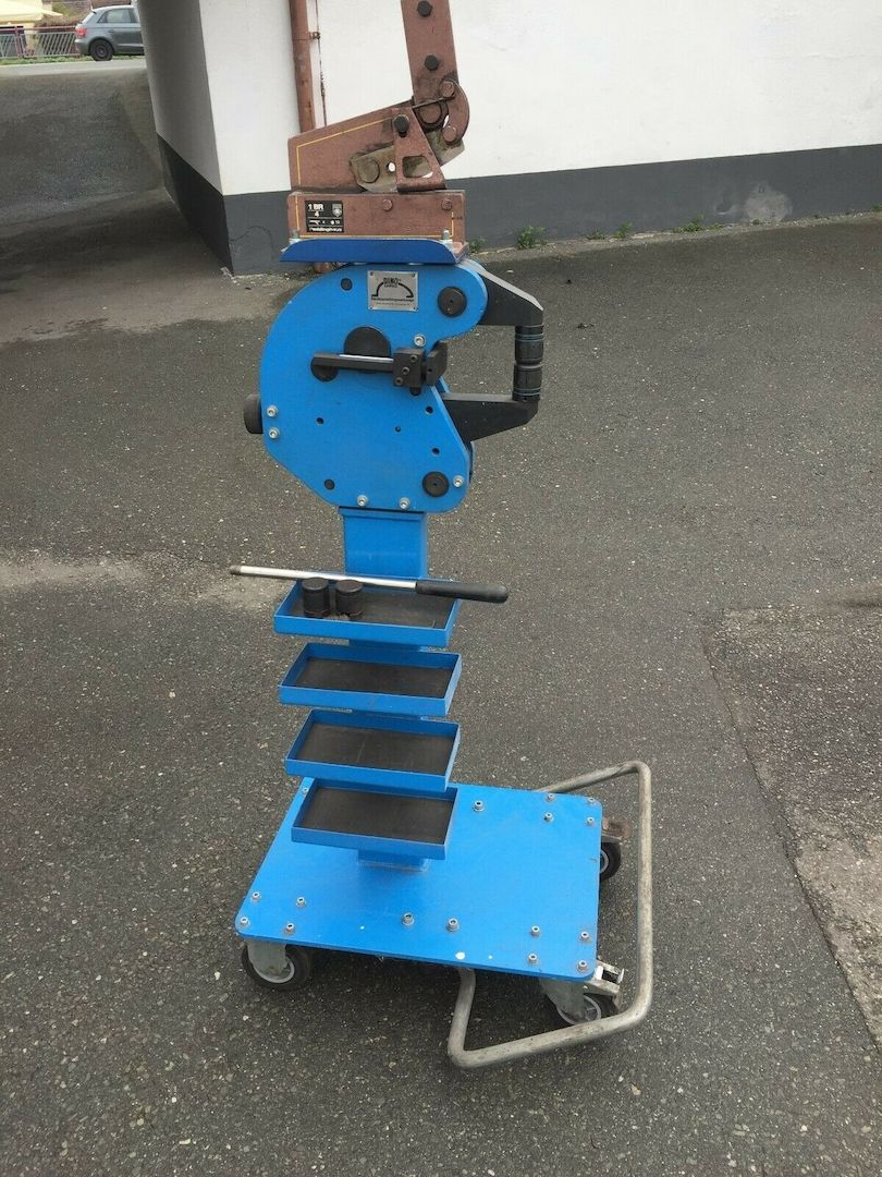 Blech Stauch-Streckmaschine SG 1800 K  DINOSAURIER WERKZEUGE