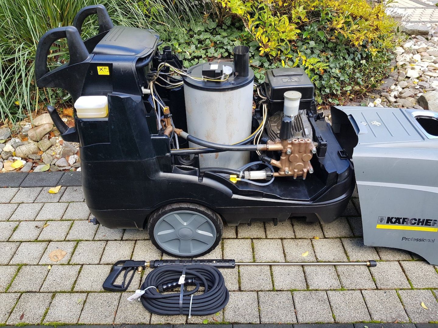 Kärcher Hochdruckreiniger HDS 1118 - 4S Heißwasser 400Volt