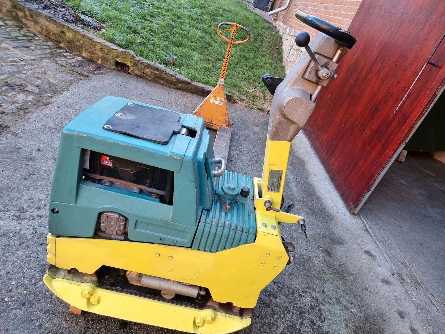 Rüttelplatte Ammann 4020