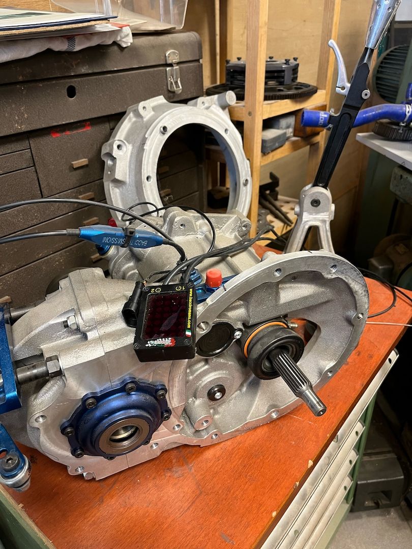 Gearbox Bacci RC111 6 speed sequential gearbox  / Sequentielles 6-Gang-Getriebe