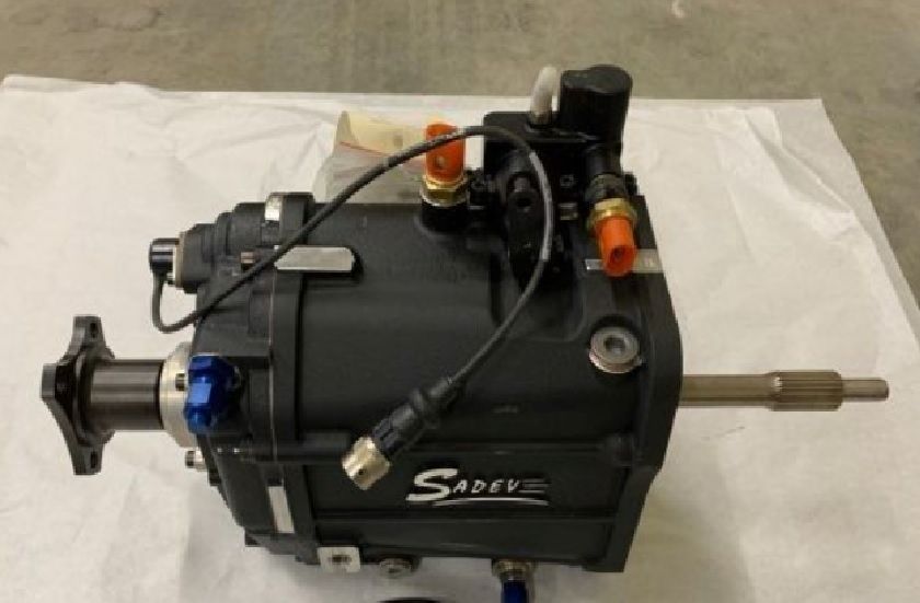 SADEV BV6 SCL82-17 6 speed sequential gearbox (NEW) /  Sequentielles 6-Gang-Getriebe (NEU) SADEV BV6 SCL82-17 6 speed sequential gearbox (NEW) /  Sequentielles 6-Gang-Getriebe (NEU)