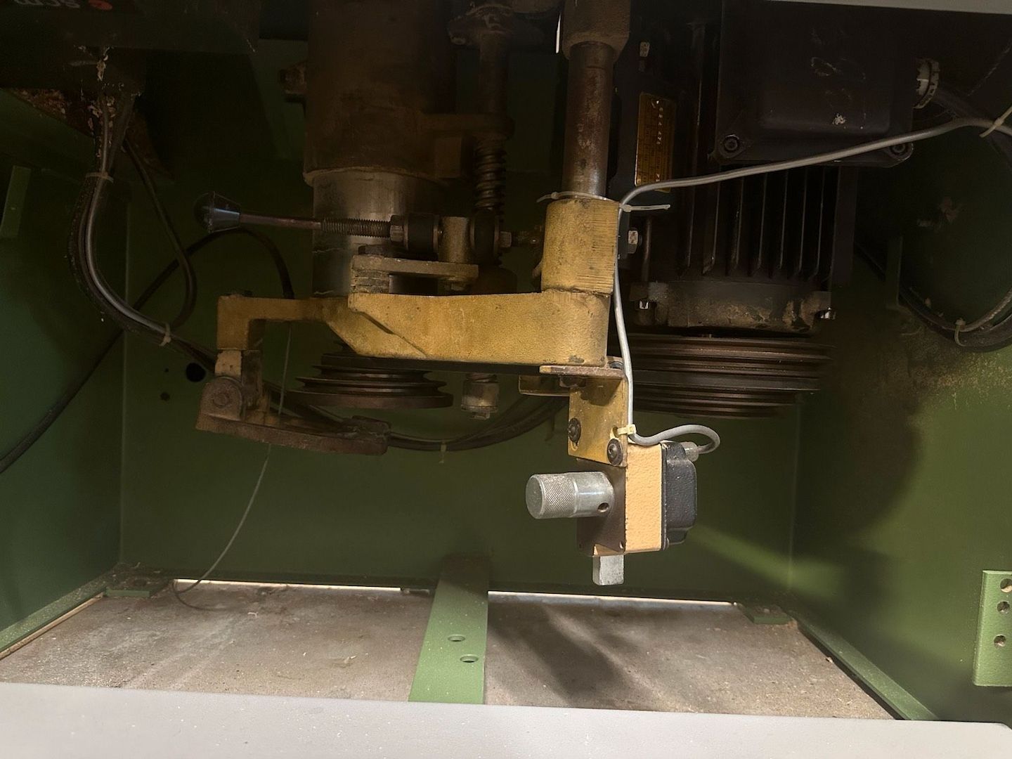 SCM T 130 N Tischfräse mit Vorschub Holzher Fräse Fräsmaschine