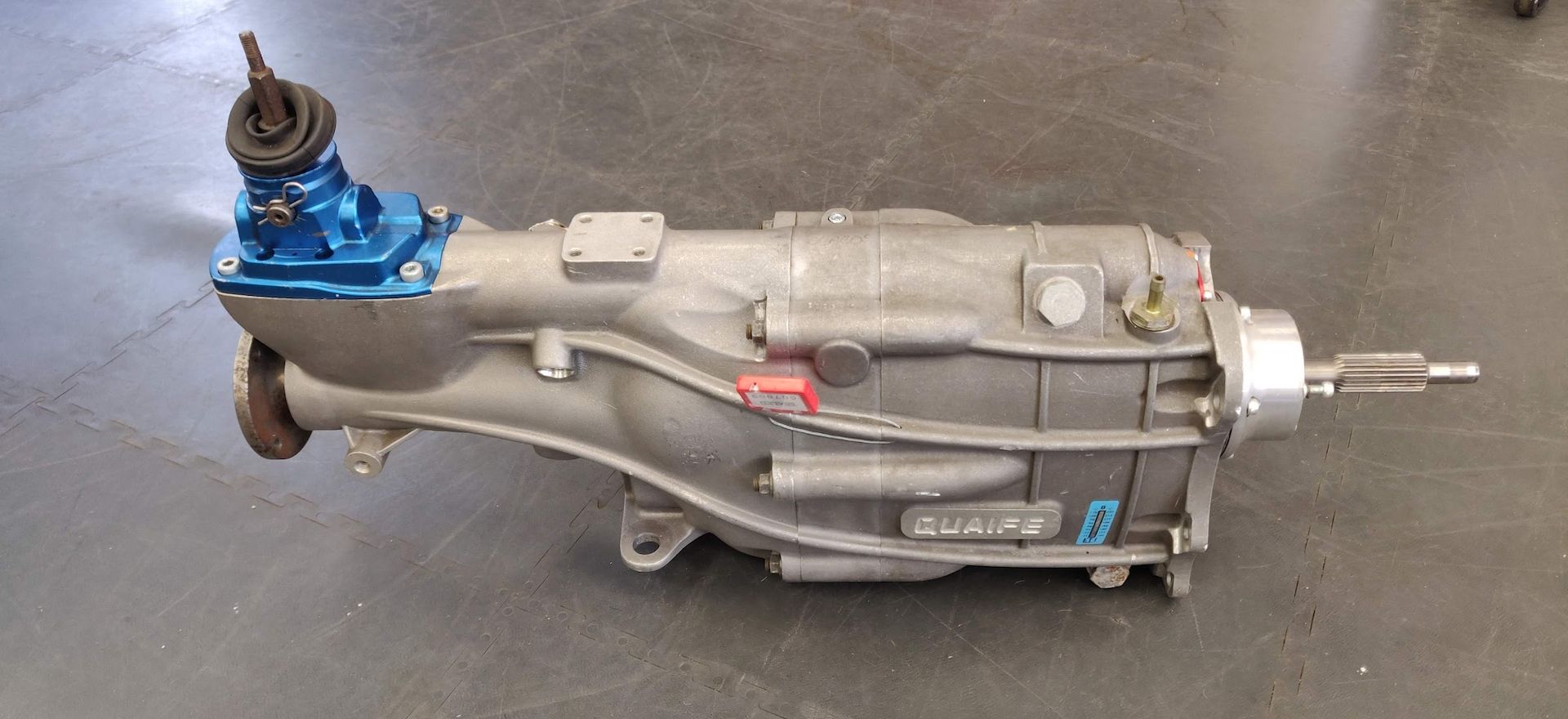 Quaife QBE60G Universal 6-Speed In-Line Sequential Gearbox