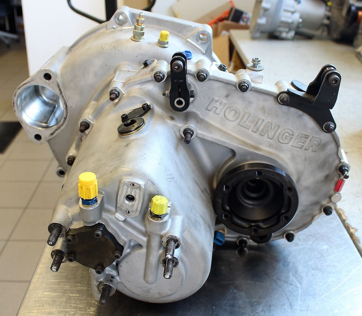 Holinger SF-Gearbox incl. clutch bell used Holinger SF-Gearbox incl. clutch bell used
