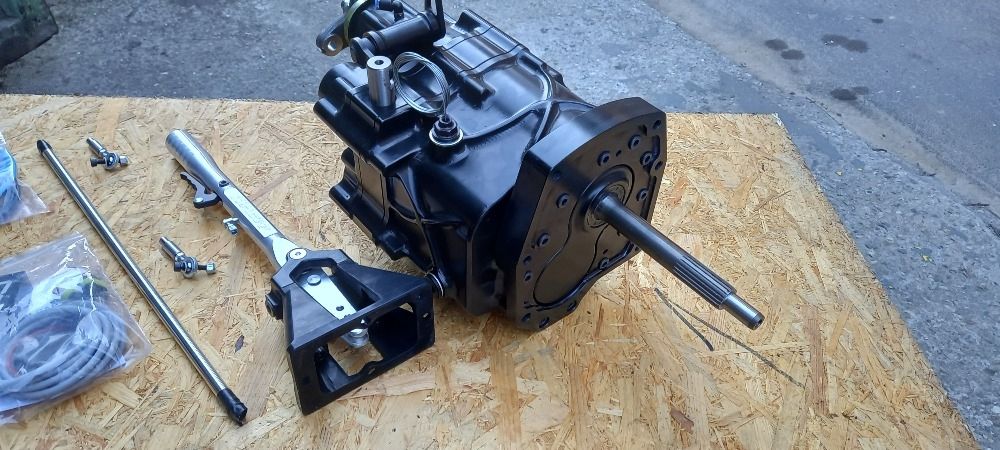 Beckert 6 speed sequential gearbox ( LADA ) //  Sequentielles 6-Gang-Getriebe von Beckert (LADA)