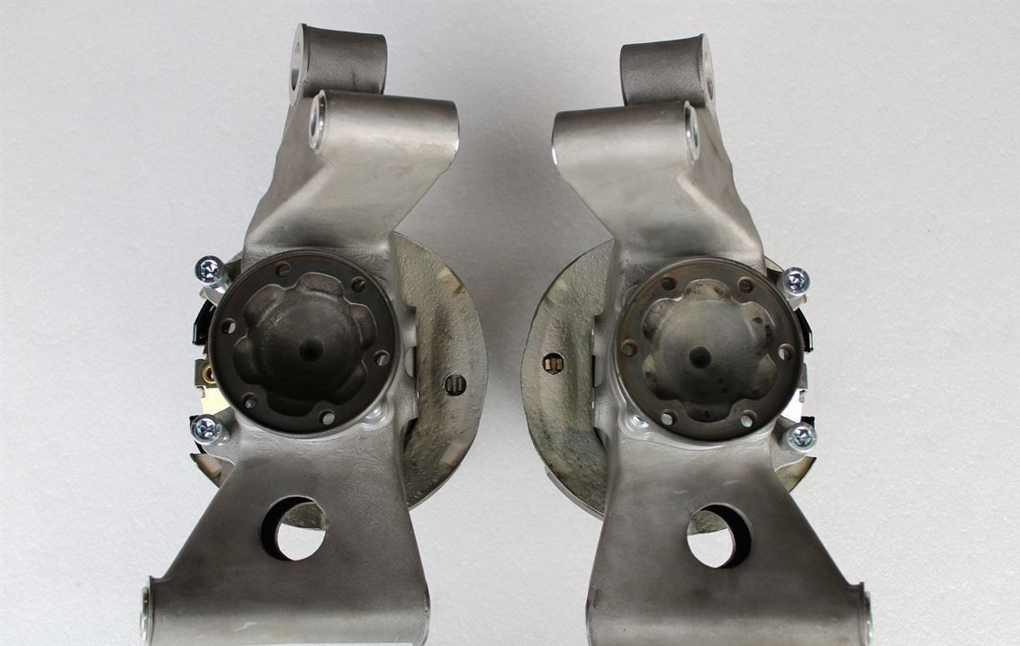 Porsche 906 Hintere Achsschenkel / Porsche 906 Rear Uprights