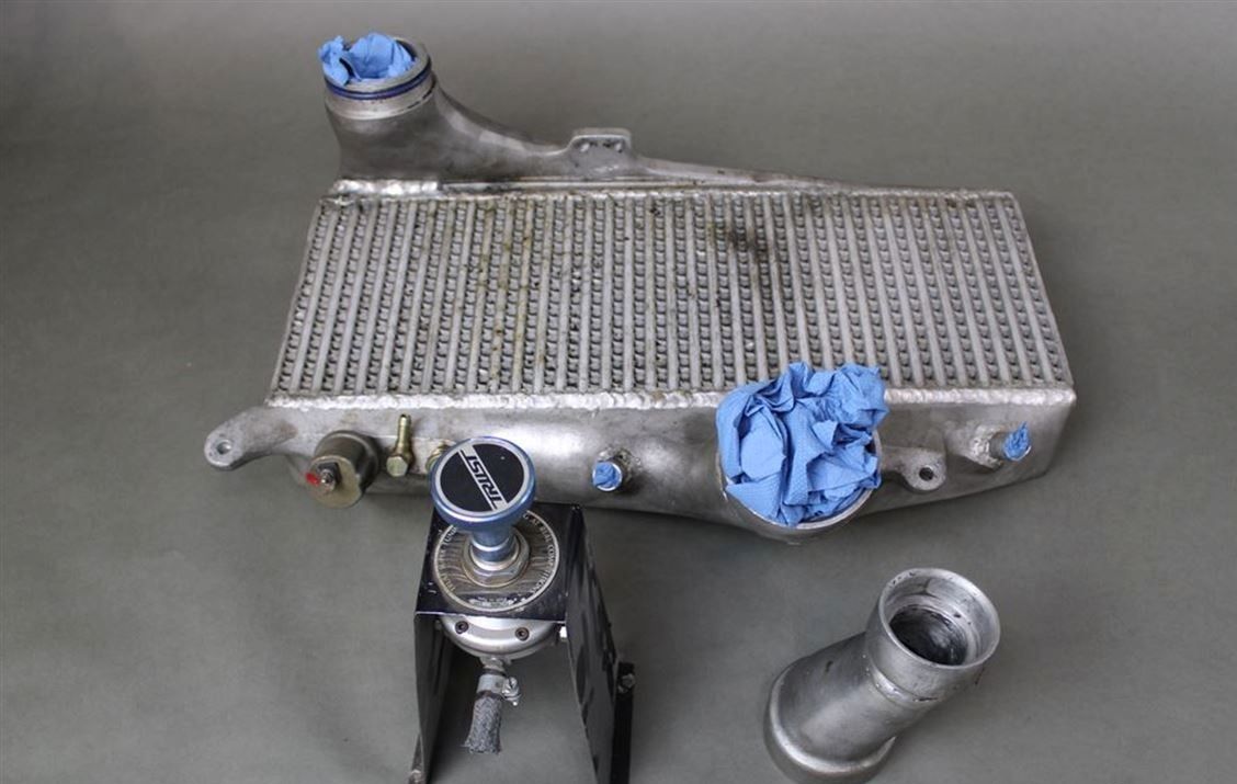 Porsche Turbo Intercooler and Boost wheel /  Porsche Turbo Intercooler und Boost-Rad