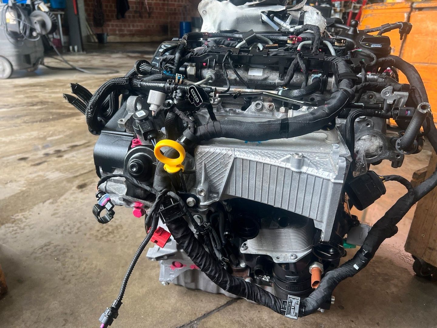 VW Audi Seat Skoda 2,0 TDI DFM Motor Triebwerk Engine