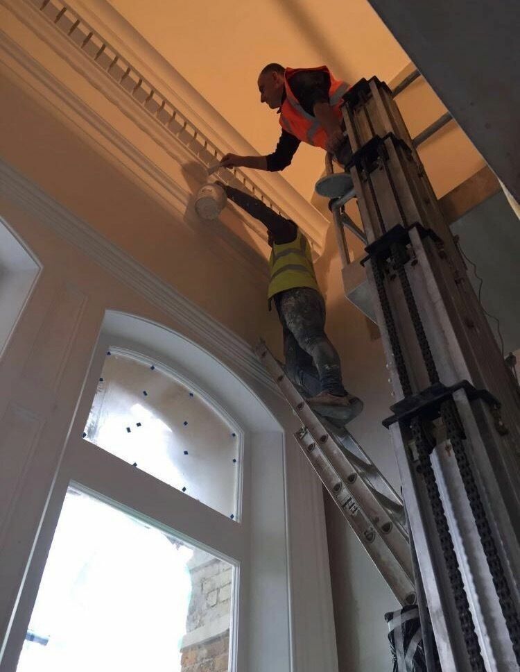 13,5 Meter MOBILE ARBEITSBÜHNE UPRIGHT HEBEBÜHNE LIFT HUBLIFT HEBELIFT LIFT