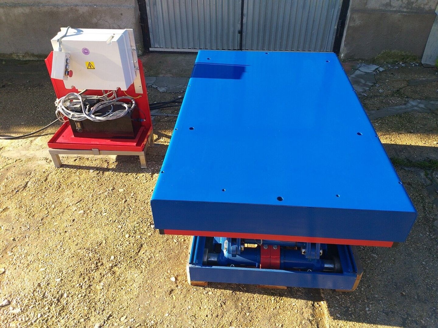 206cm ROLLSTUHLLIFT HEBEBÜHNE oder LADELIFT SCHEREN HUBTISCH HUBLIFT HEBELIFT