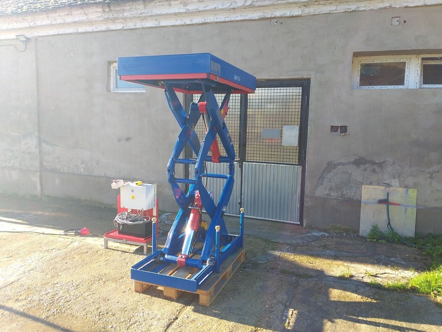 206cm ROLLSTUHLLIFT HEBEBÜHNE oder LADELIFT SCHEREN HUBTISCH HUBLIFT HEBELIFT