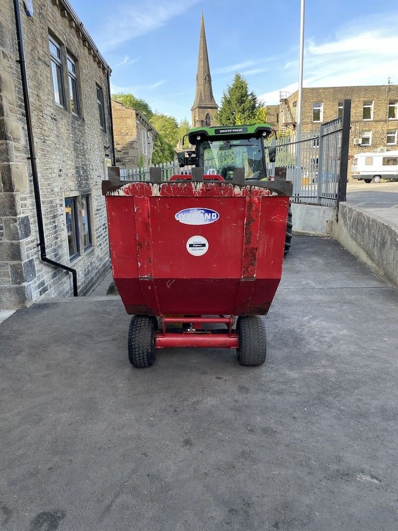 Bobman SL Bettwäsche Maschine 2010 Kubik Reader Sägemehl Spender