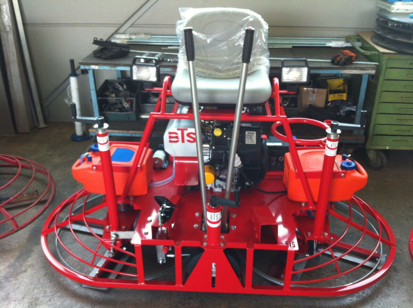 BTS Doppelglättmaschine 5 oder 4-Flügel erhältlich Flügelglätter, Betonglätter